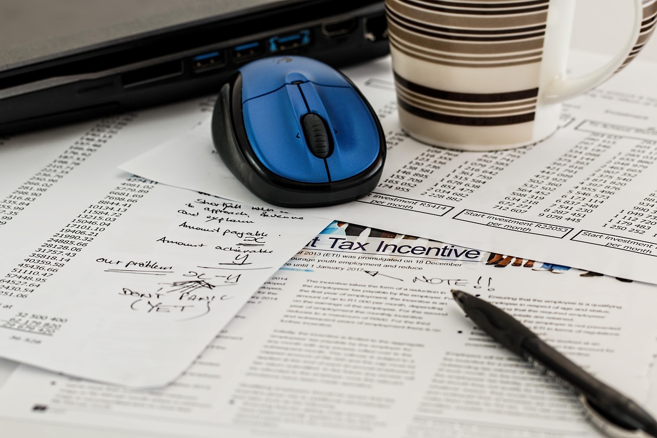 Tax preparation and bookkeeping services in McDonough